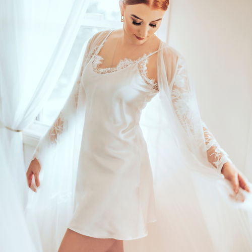 Vittoria Tulle Robe
