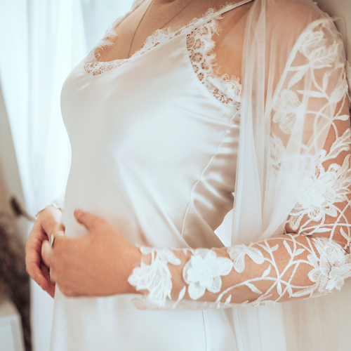 Vittoria Tulle Robe